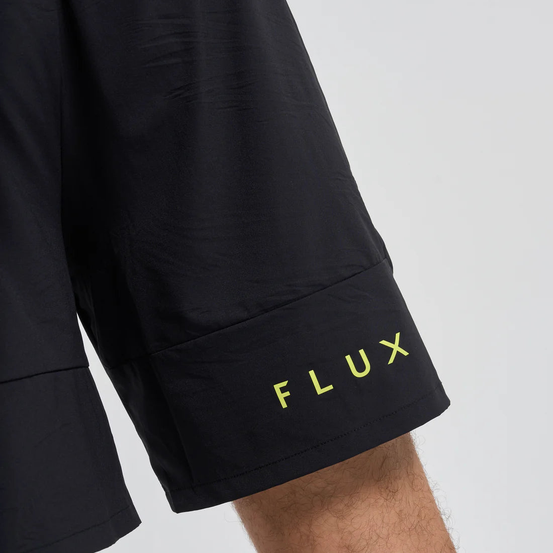 Flux Black Versatility Short