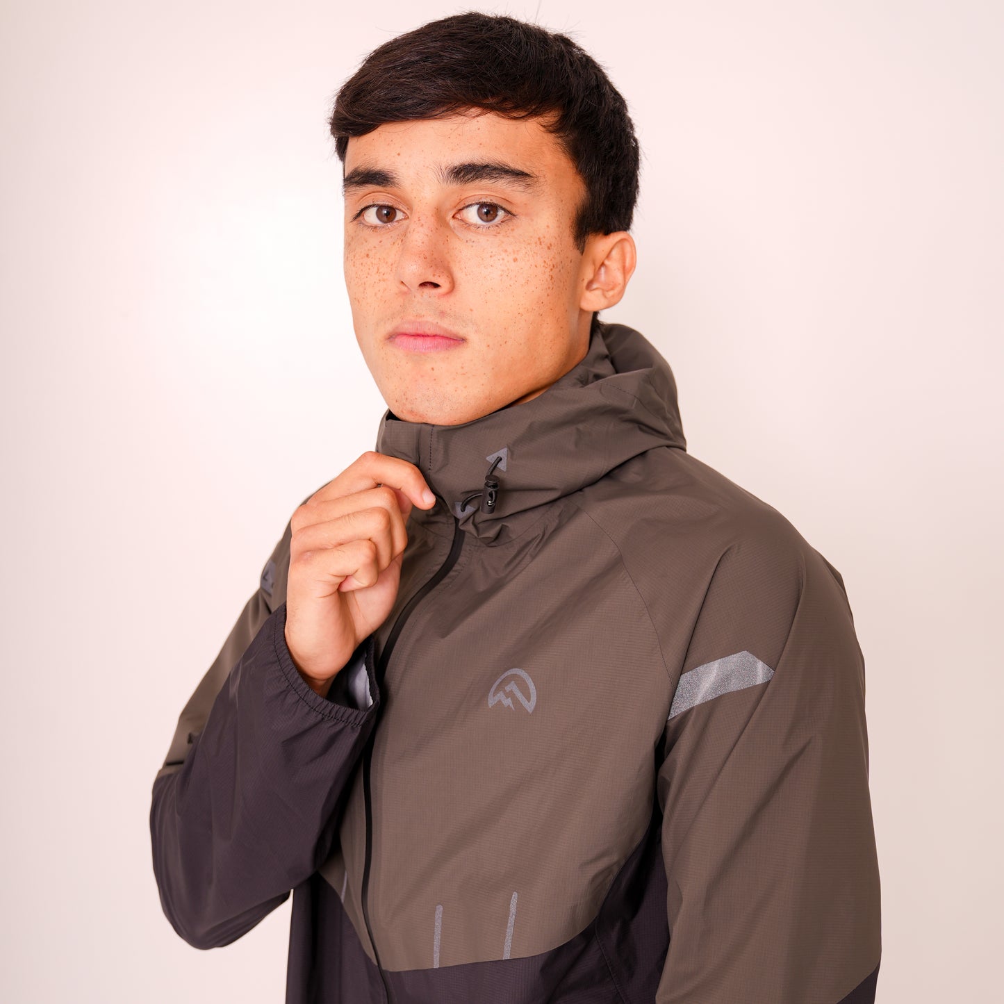 Flux Training Jacket Charcoal / Black